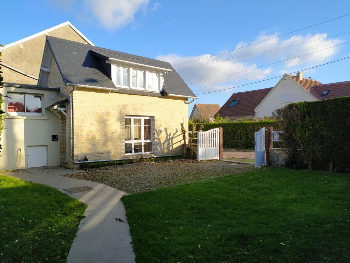 Maisonnette Le Cottage A 50M De La Plage D'Asnelles , 3Km D'Arromanches, 10Km De Bayeux Exterior photo
